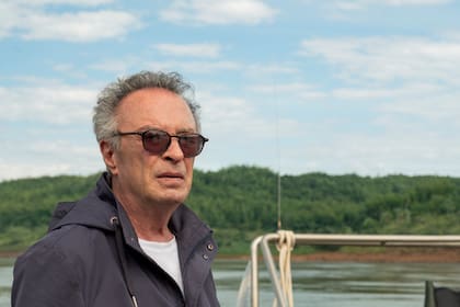 Oscar Martínez es Julián en el film El último gigante, que llega a algunas salas de cine el 26 de marzo y días después a Netflix