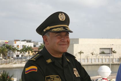 Óscar Naranjo, exvicepresidente de Colombia; en 2019 fue personificado en la serie “El general Naranjo”, producida por Fox Telecolombia e inspirada en el libro El general de las mil batallas, escrito por Julio Sánchez Cristo; en 2010 fue reconocido como "mejor policía del mundo" por la Policía Montada de Canadá