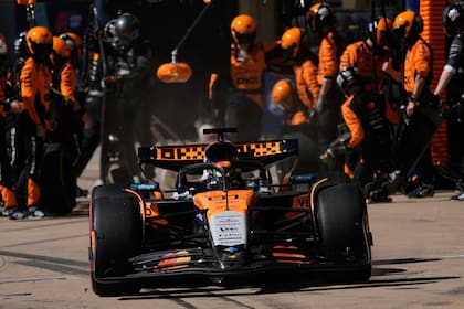 Oscar Piastri (McLaren) sigue en lo más alto de la Fórmula 1, pero se le acercaron Lando Norris y Max Verstappen