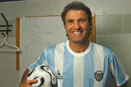 Con la Selección, Oscar Rugger ganó la Copa del Mundo en 1986 y la Copa América en 1991 y 1993