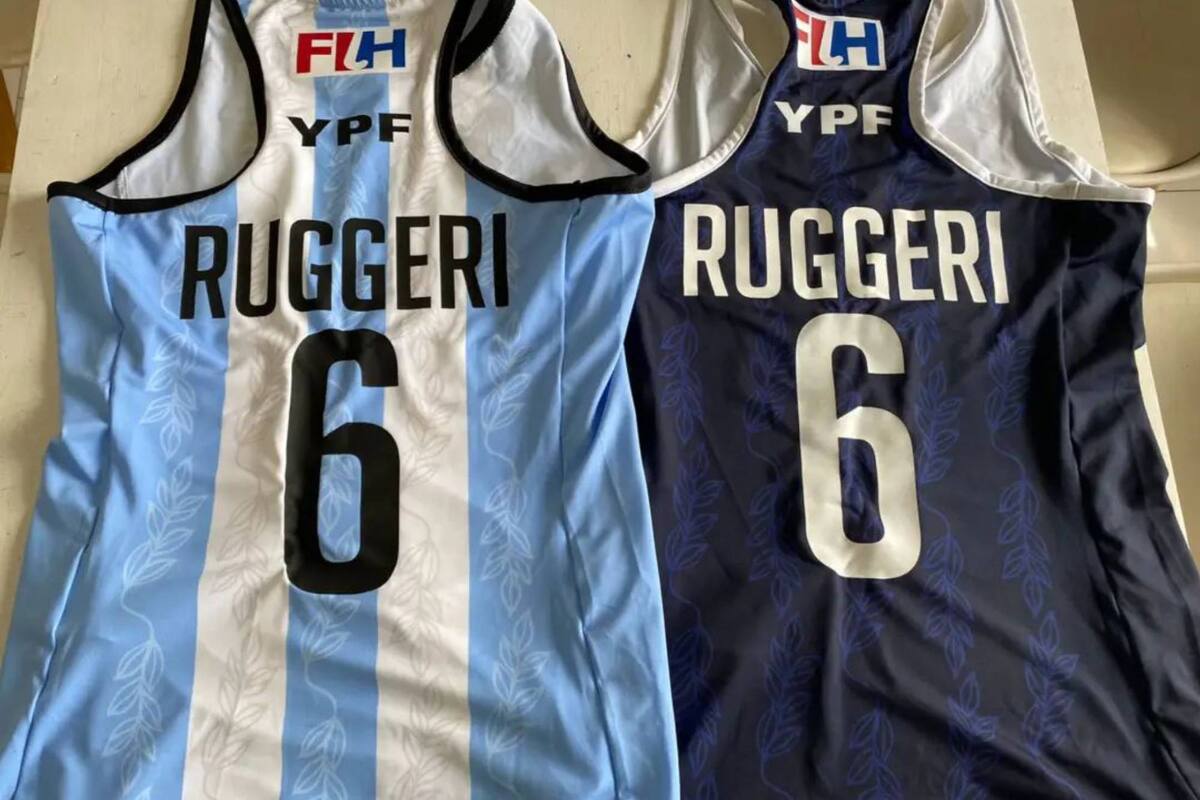 Oscar Ruggeri publicó una foto de la camiseta de su sobrina Brisa con la selección argentina de hockey juvenil