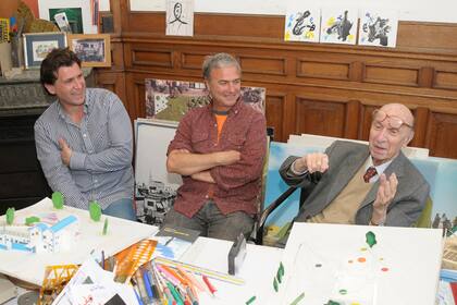 Oski Lorenti, Juan Fontana y Clorindo Testa, en el estudio, en 2011