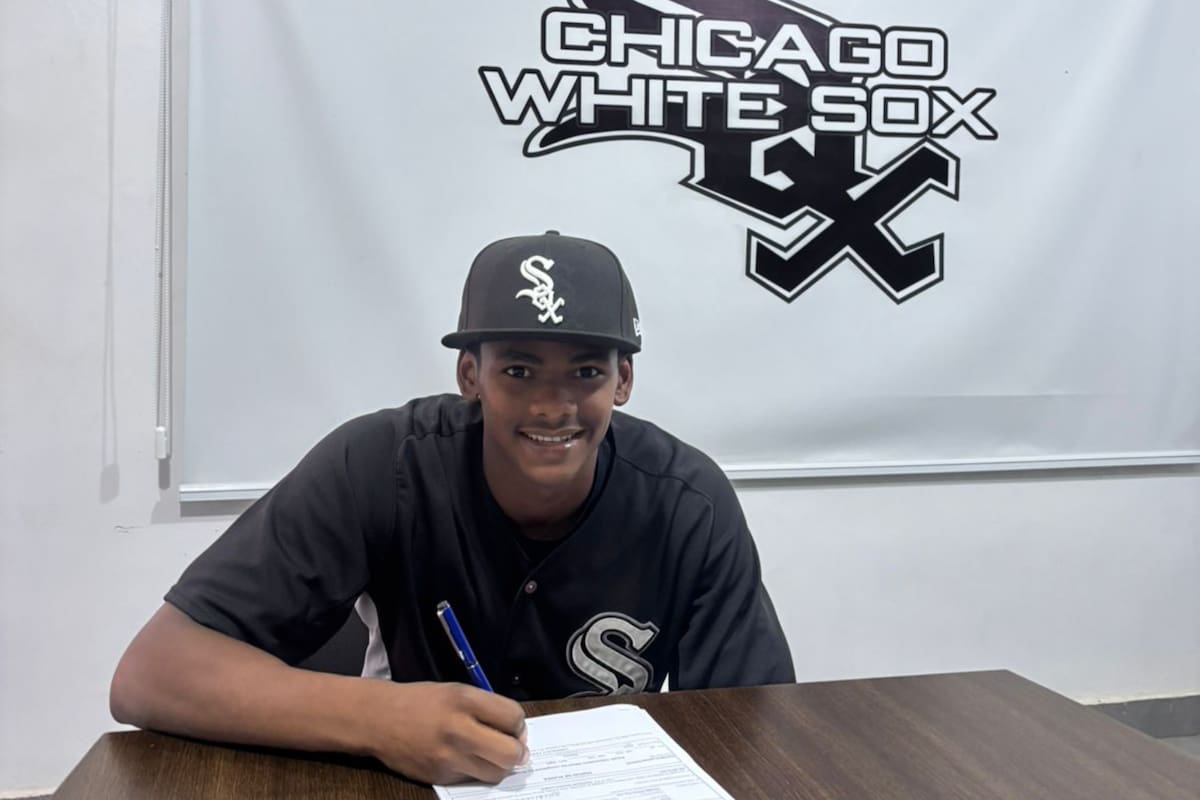 Osniel Castillo, jardinero central de 19 años, firmó con los Medias Blancas como agente libre internacional tras destacarse en el béisbol juvenil cubano