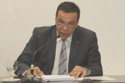 Osvaldo Caffaro, Zárate