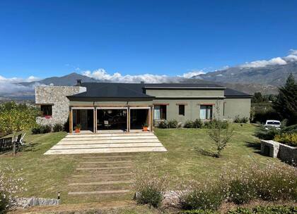 Osvaldo Jaldo la compró siendo gobernador por US$300.000