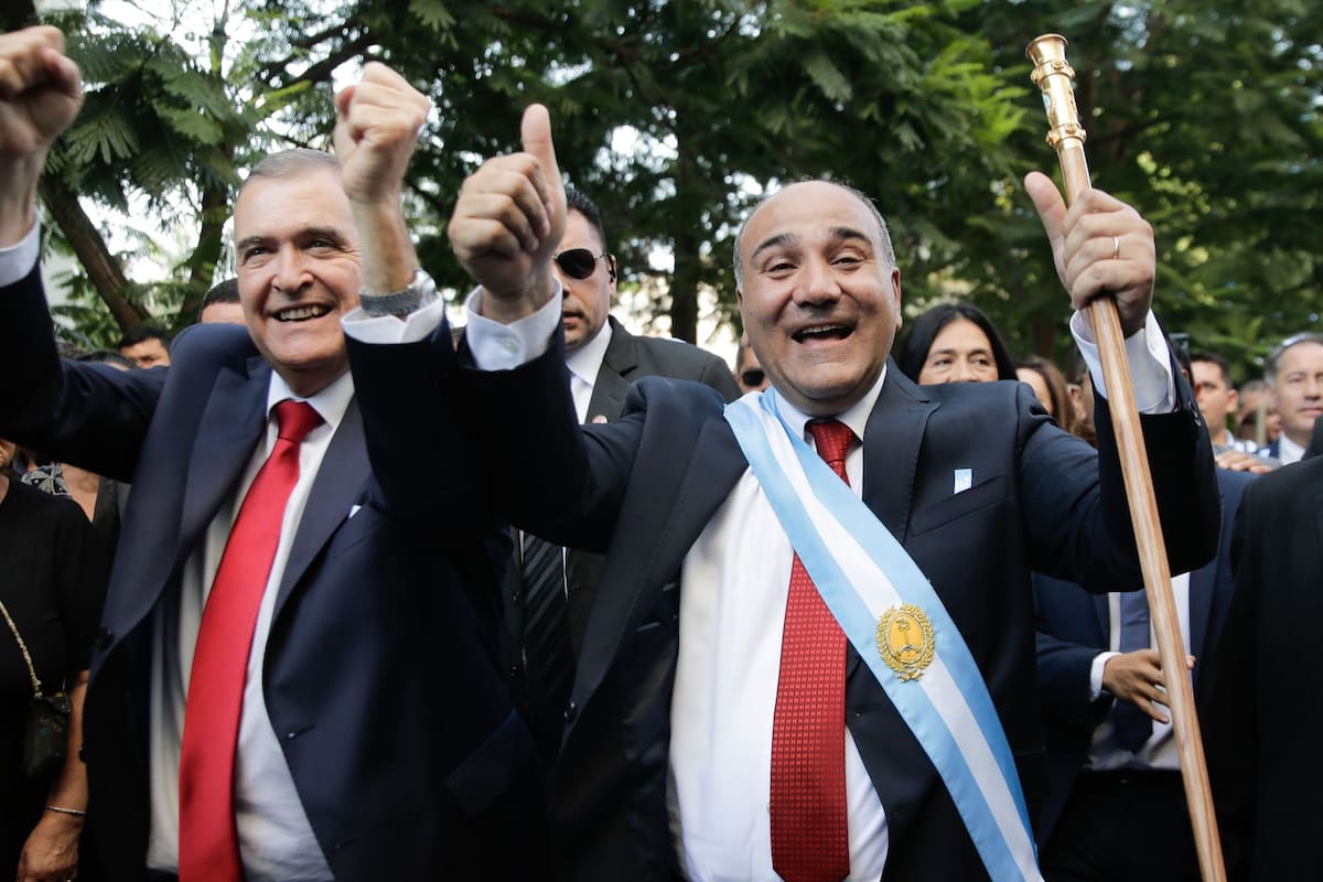 Osvaldo Jaldo y Juan Manzur, ayer en Tucumán