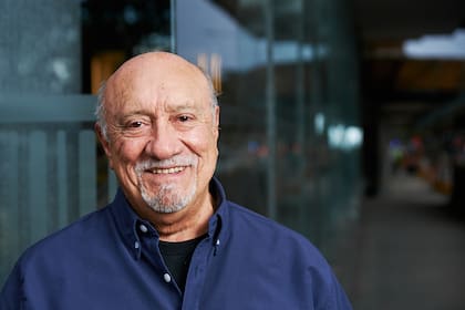 Osvaldo Santoro: "Hoy me plateo si el teatro no es también una manera de zafar de la angustia de la muerte"