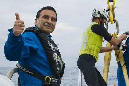 Osvaldo Ulloa momentos antes del descenso.