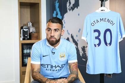 Otamendi, nuevo jugador del City