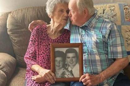 Otho y Grace fueron protagonistas de una "increíble historia de amor": ambos fallecieron con pocas horas de diferencia, tras 71 años de matrimonio