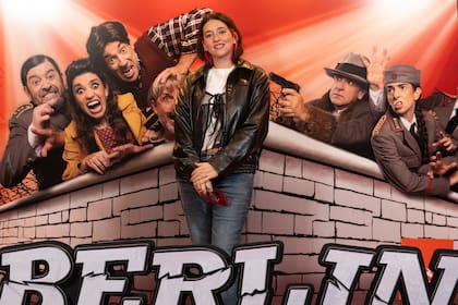Otra de las celebridades invitadas a esta primera función fue Leti Siciliani
