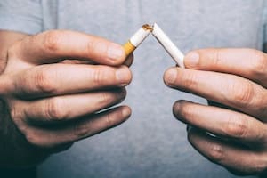 Otra de las recomendaciones es dejar de fumar
