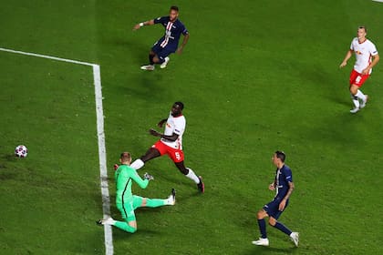 Otra imagen del gol de Di María