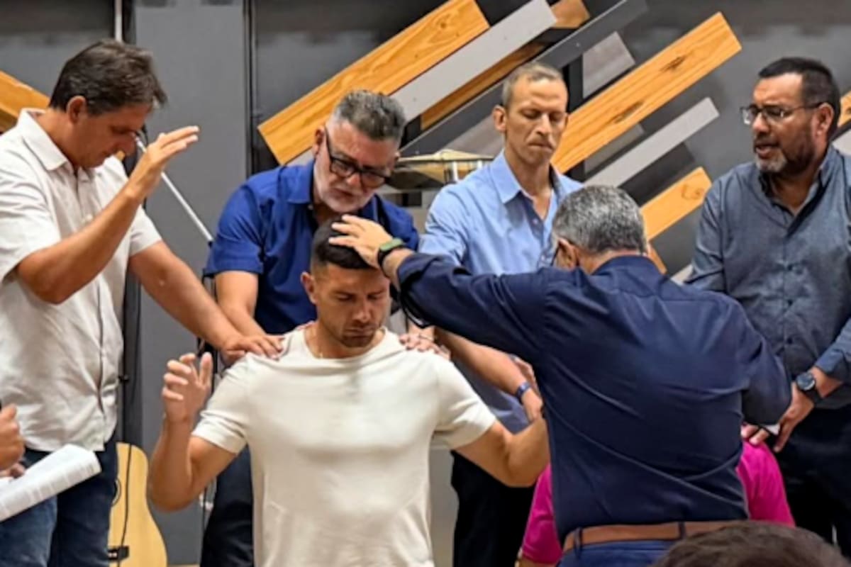Otra meta cumplida para Maravilla Martínez: es pastor evangélico