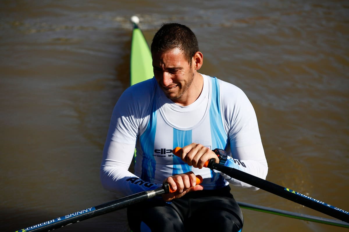 Otra vez en su hábitat: Suárez no pudo contener la emoción por remar de nuevo