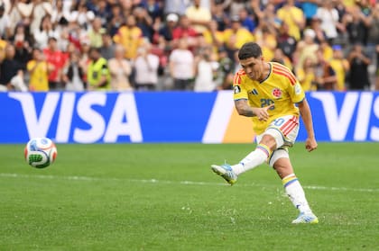 Otro adiós en el fútbol sudamericano: Juanfer Quintero anunció que se retiró de la selección colombiana.