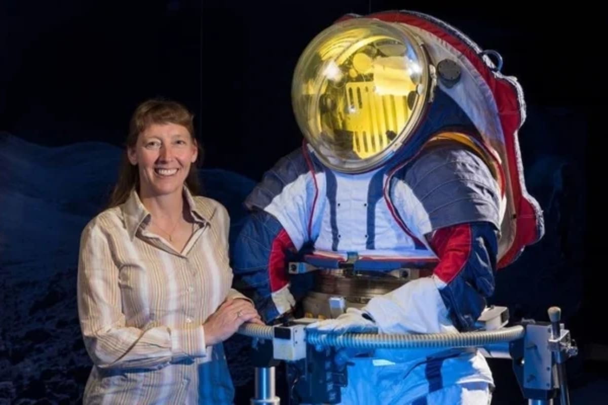 Otro de los objetivos del Perseverance en Marte es probar nuevas tecnologías que llevarán al humano al planeta rojo en 2030. Telas para trajes espaciales y un "mini árbol electrónico" que fabrica oxígeno irán en el rover