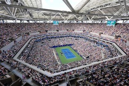 Otro de los partidos de Alcaraz en el Arthur Ashe, frente a Tommy Paul: un escenario muy propenso a los ruidos