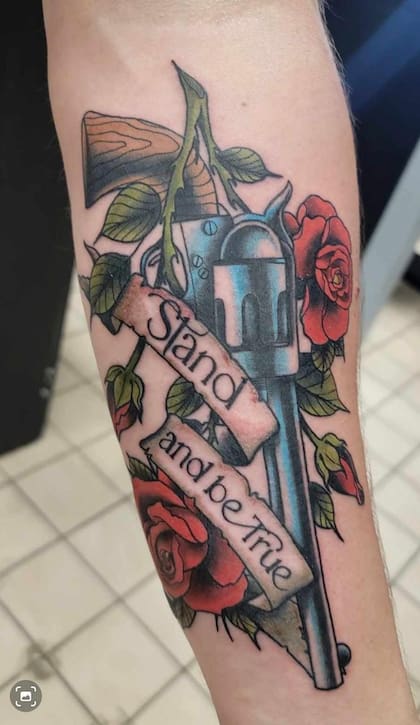 Otro de los tatuajes de Hickman