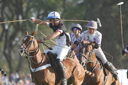 Otro evento que no se suspendió es la final de la copa Cámara de Diputados, que se llevará a cabo en la Asociación Argentina de Polo el jueves próximo