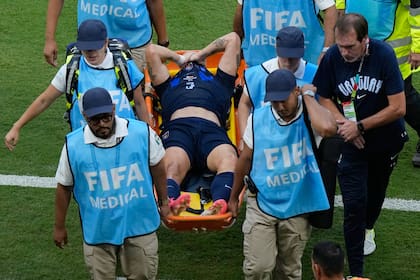 Otro lamento para Uruguay (y para Manchester United): Manuel Ugarte sufrió una grave lesión.