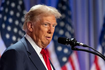 Otros estados gobernados por demócratas también se preparan para desafiar las políticas de Trump, en defensa de los derechos civiles y ambientales.
