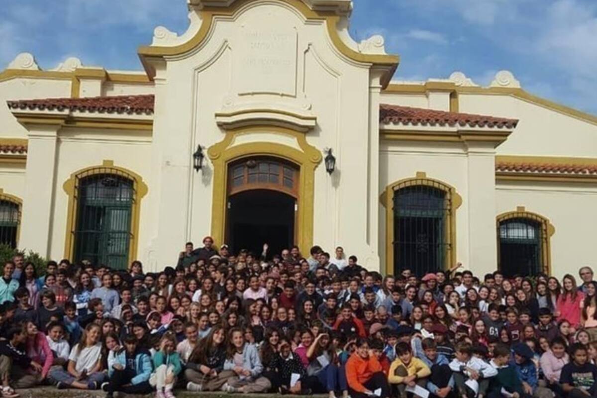 Otros tiempos. Hoy, los alumnos del Colegio Agropecuario Salesiano Del Valle, en 25 de Mayo, solicitan volver a las clases presenciales
