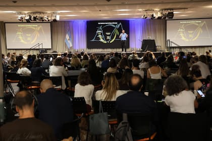 Otto Scharmer, académico alemán y profesor del MIT, en la Facultad de Ciencias Económicas de la UBA.