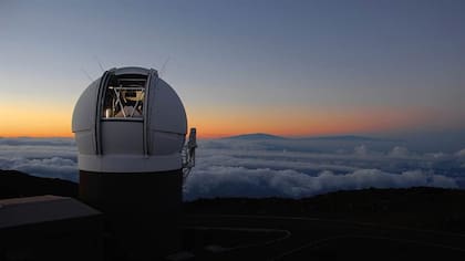 Oumuamua no se abrillantó como cometa: es tan oscuro que solo podía ser detectado con un telescopio muy poderoso, como el Pan-STARRS
