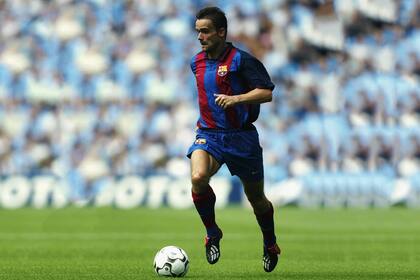 Overmars durante su época como futbolista de Barcelona