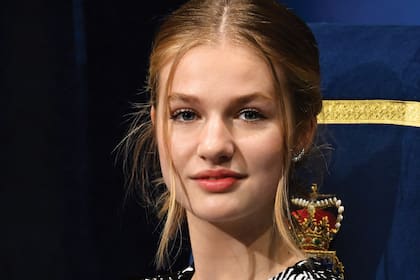 OVIEDO, SPAIN - OCTOBER 28: Crown Princess Leonor of Spain attends the "Princesa De Asturias" Awards 2022 ceremony at Oviedo Bullring on October 28, 2022 in Oviedo, Spain. (Photo by Carlos Alvarez/Getty Images)