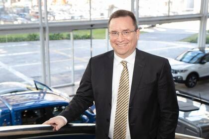 Owsianski, en la planta de Pacheco