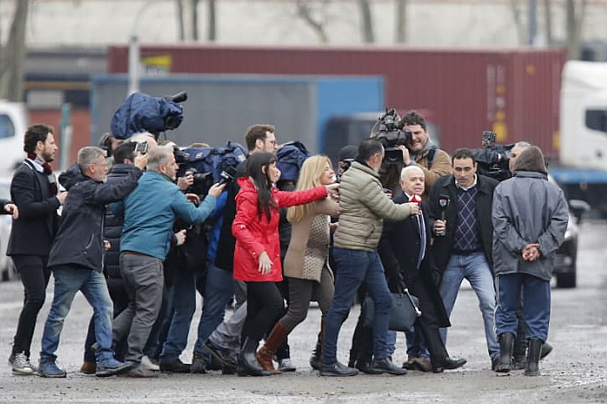Oyarbide al salir de los tribunales