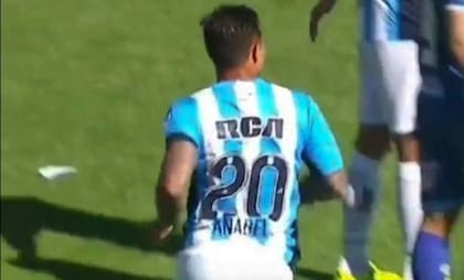 Pablo Álvarez utilizó el nombre de su esposa en la camiseta. Un homenaje en el día de la madre del año pasado