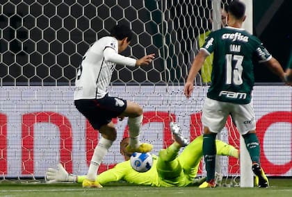 Pablo anota el descuento de Athletico Paranaense; con ese tanto comenzó la remontada que selló la salida de Palmeiras