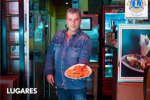Pablo Bruno, la tercera generación al frente de la cantina familiar que fundó su abuelo.