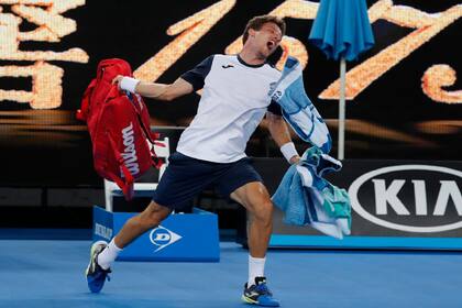 Pablo Carreño insultó al árbitro por haberle quitado una pelota que pudo haber marcado la diferencia en su marcador