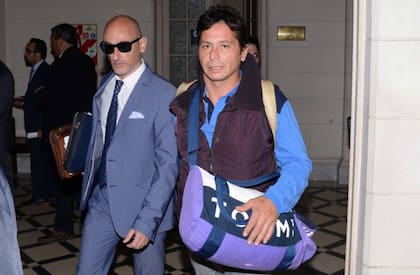 Pablo Cuchán, en 2019, al ser liberado luego de cumplir la pena por el femicidio de Luciana Moretti