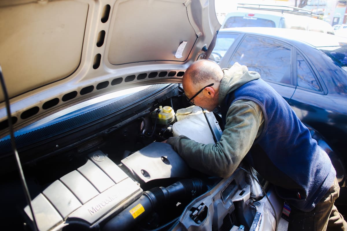 Pablo, el mecánico de Fernando Sabag Montiel