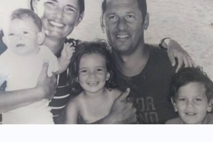 Pablo opina que haber pasado por la experiencia del tsunami condicionó la forma en la que trata a sus hijos y su familia
