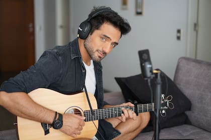 Pablo Heredia es cantante, actor y músico En 2015 se fue a trabajar a Perú y hace un año y medio está instalado en la Argentina