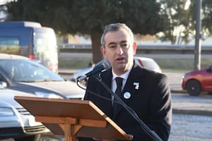 Pablo Javkin habló con LN+ desde la escuela baleada este lunes en la que murió un joven de 27 años