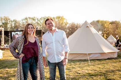 Pablo junto a su hermana Karen que también forma parte de la empresa.
