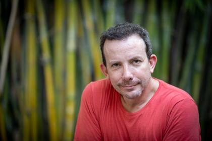 Pablo Kusnetzoff apuesta a la fluidez del circuito independiente para canalizar su vocación actoral