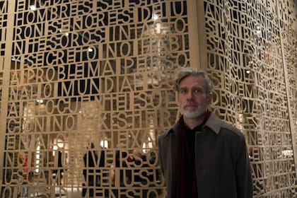 Pablo Lehmann, el artista a cargo de la instalación literaria-textil en la muestra "Borges. Ecos de un nombre"