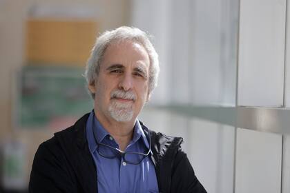 Pablo Mira: "Tenemos una economía tan inestable, que no crece hace tanto y que está funcionando tan mal, que hace que los agentes empiecen a tomar decisiones que retroalimentan ese problema".