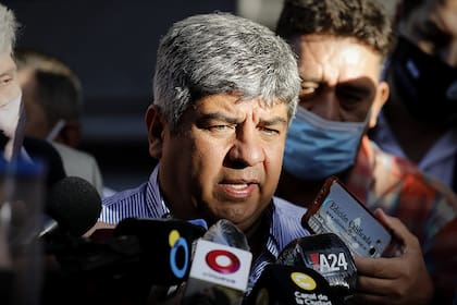 Pablo Moyano del gremio de camioneros lanzó la amenaza en una asamblea en el centro de distribución de Walmart en Moreno