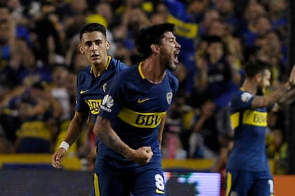 Pablo Pérez, desencajado, después de marcar el gol del triunfo de Boca ante Talleres