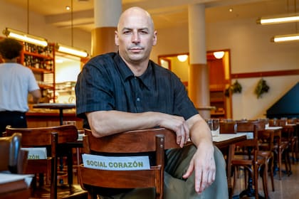 Pablo Rivero en Social Corazón, su nueva panadería/restaurante