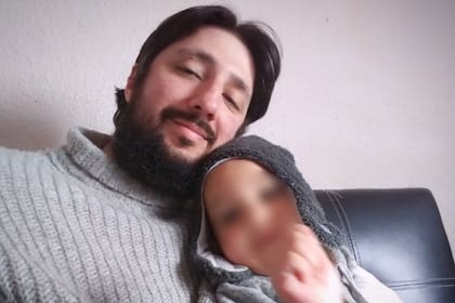 Pablo Rodríguez Laurta jugó con su hijo en la puerta de la casa de su expareja y exsuegra tras cometer los crímenes